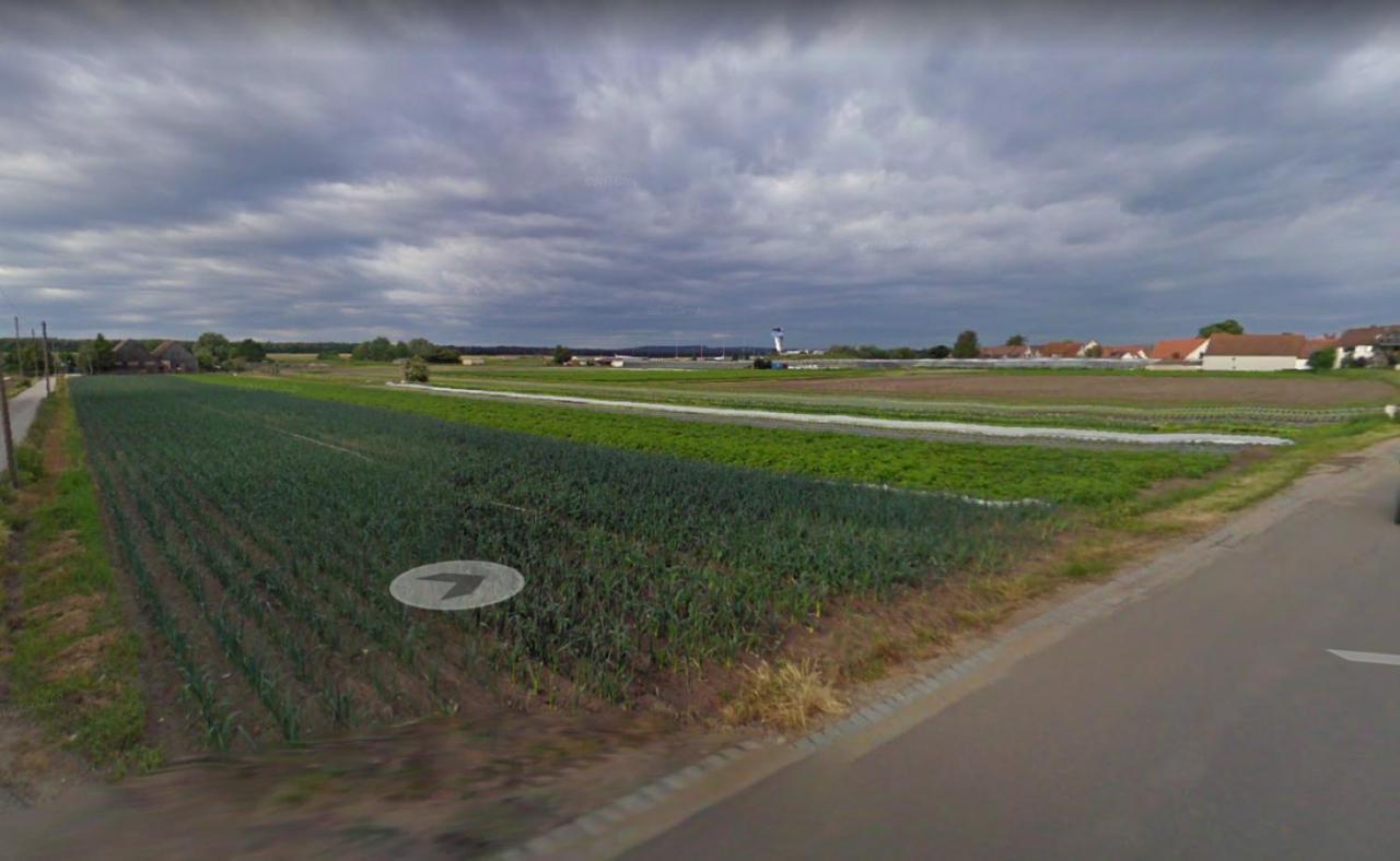 Complete Apartment Peacefully Situated Near The Airport Nurnberg Zewnętrze zdjęcie